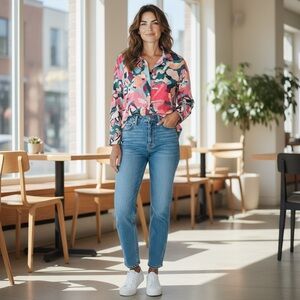 VICI Multicolor Abstract Top‎